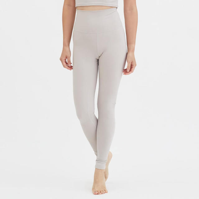 ジュリエ YOGA FIT レギンス オフホワイト - luknova.com