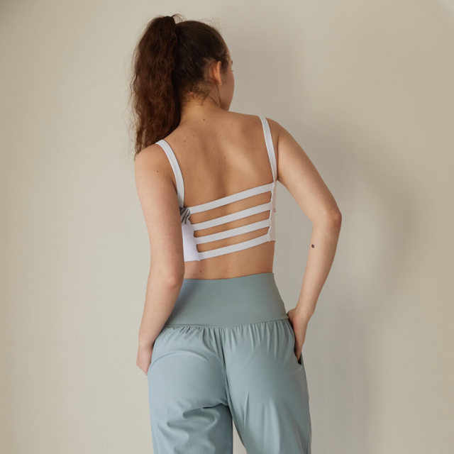 リナラメール】SALE*30%OFF/リーフブラトップ／グリーン