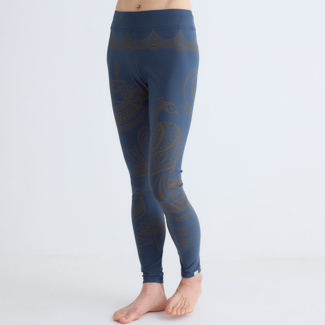 tejas テジャス　猫　猫柄　ヨガレギンス　S 美品 テジャス】tejas-leggings＜elephant＞ ボトムス 東京ヨガウェア